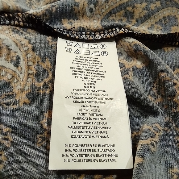 Michael Kors Paisley Sleeveless Blouse with gold details Size XL - Picture 5 of 8